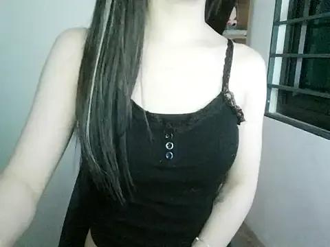Annabelle-e from StripChat is Freechat