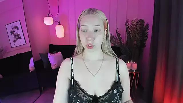 Annabelle_Art from StripChat