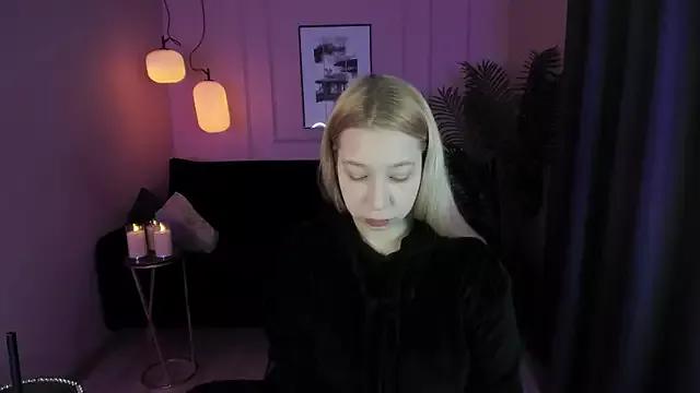 Annabelle_Art from StripChat