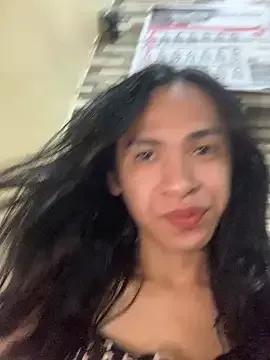 Annaloula from StripChat
