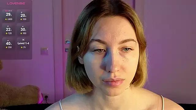 AnnaPeachy from StripChat