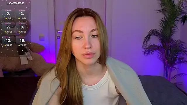 Try our streaming cams variety and talk on a personal level with our adorable girls streamers, showing off their bountiful shapes and dildos.