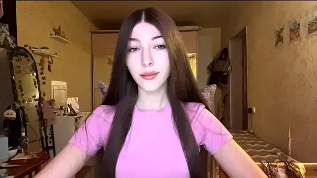 AnnaQuteshow from StripChat