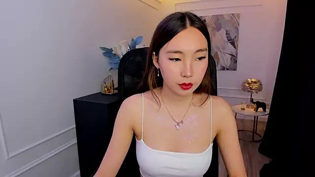 AnnaReyla from StripChat is Freechat