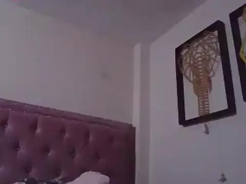 annarose19 from StripChat