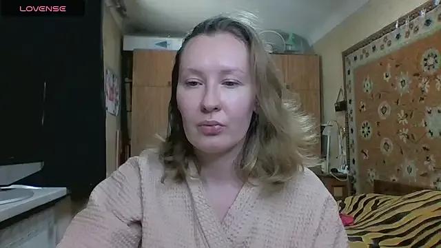 AnnaXLovers from StripChat