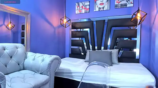 anne-brown13 from StripChat is Freechat