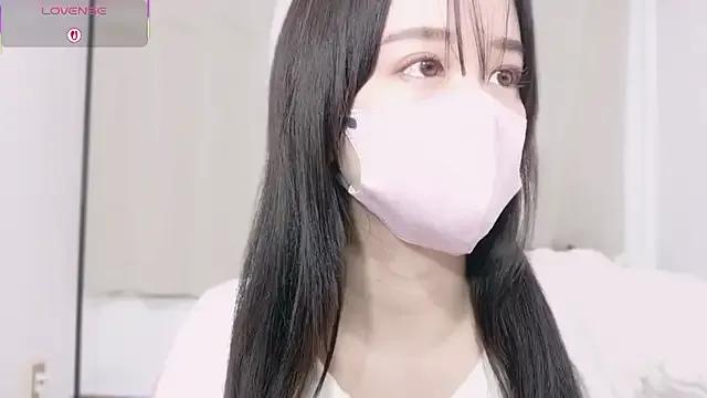 Anne_Anne_chan from StripChat is Freechat