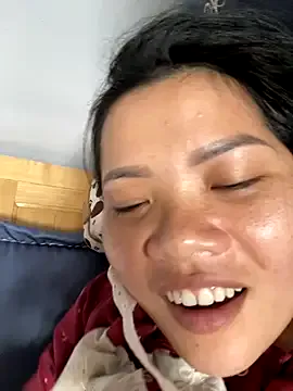 anne_baby2k on StripChat 