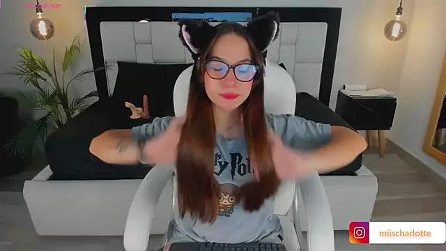 Anne_cox from StripChat