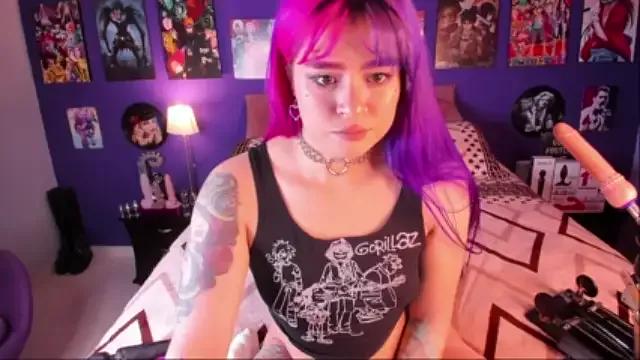anne_cross from StripChat