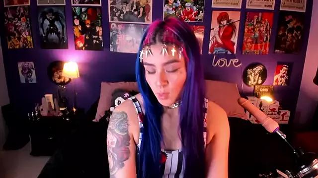 Try our streaming cams variety and talk on a personal level with our adorable girls streamers, showing off their bountiful shapes and dildos.