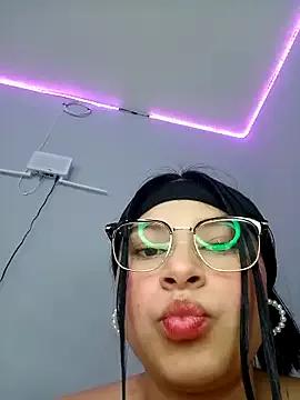 Anne_Mia from StripChat