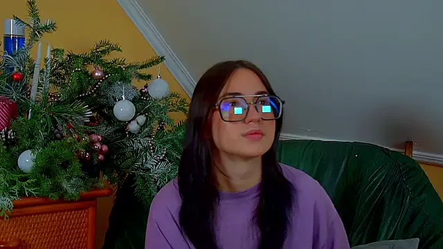 AnneAvery on StripChat 