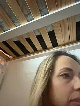 Annelibre from StripChat