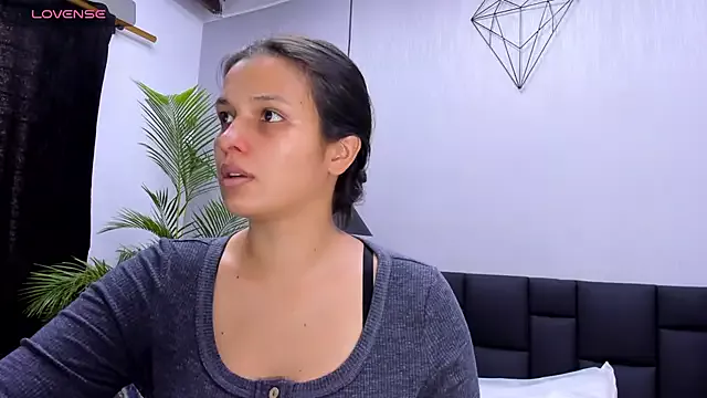 AnneliseLestrange on StripChat 