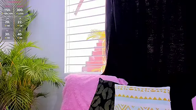 AnneliseLestrange on StripChat 