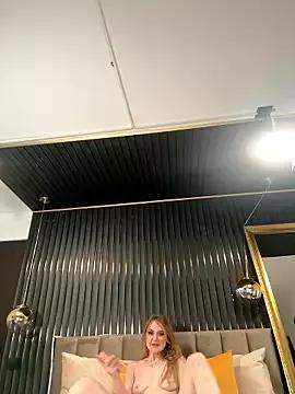AnneNicole from StripChat