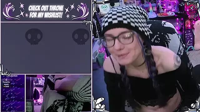 AnneSao from StripChat