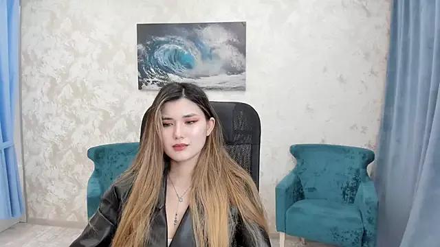 AnneTLi from StripChat