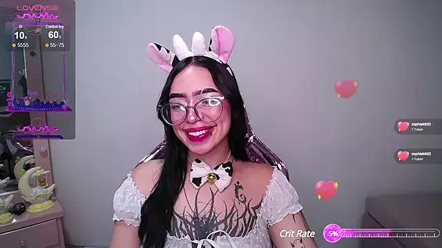 Try our streaming cams variety and talk on a personal level with our adorable girls streamers, showing off their bountiful shapes and dildos.