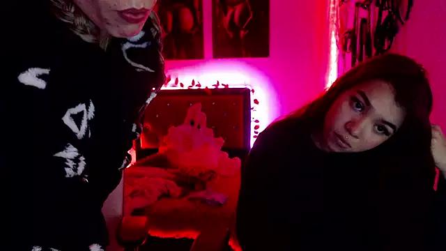 annia_1998 from StripChat