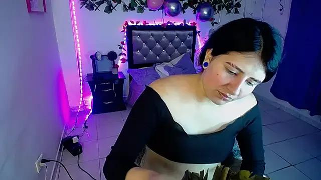 Try our streaming cams variety and talk on a personal level with our adorable girls streamers, showing off their bountiful shapes and dildos.