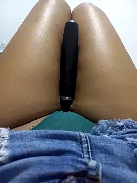 annie-19 from StripChat