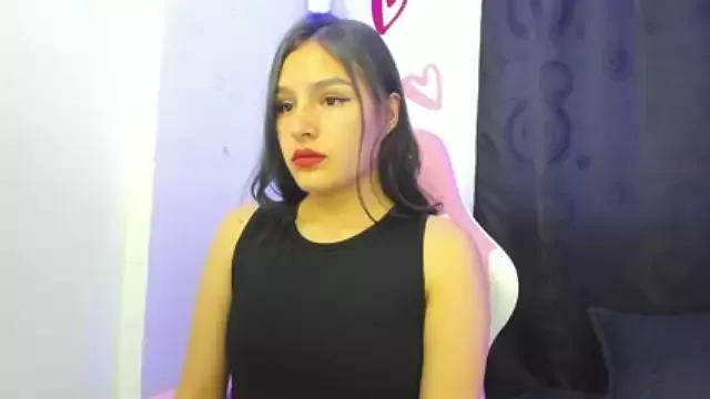 annie_backer from StripChat