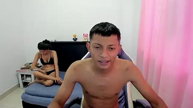 Annie_Dani420 from StripChat