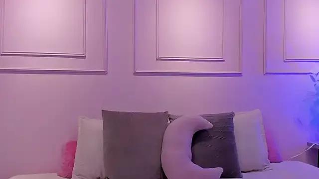 Anniee_Muller from StripChat