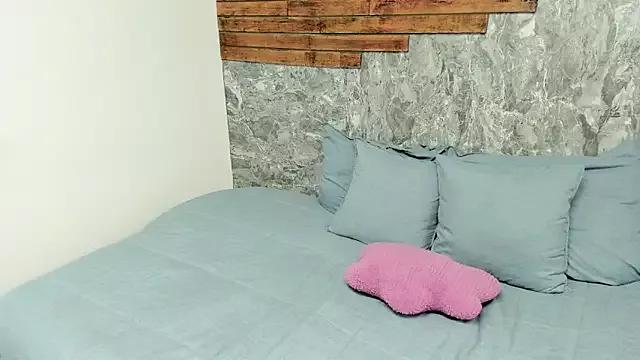 AnnieeMorgan from StripChat is Freechat