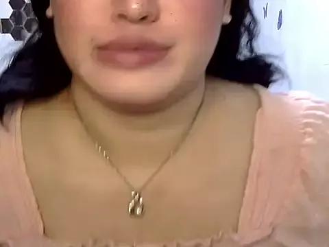 Annierose_ts from StripChat is Freechat