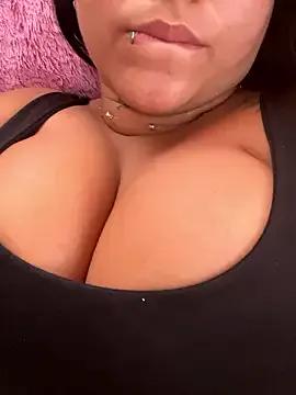 AnnieRusso_ from StripChat
