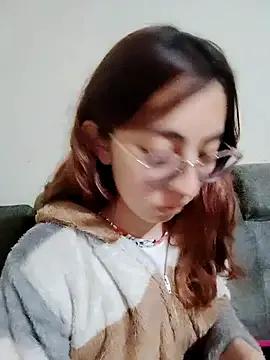 AnnieSparkle from StripChat