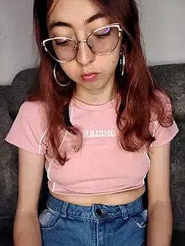 AnnieSparkle from StripChat is Freechat