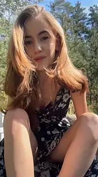Anniespring from StripChat