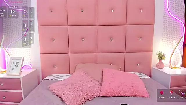 Try our streaming cams variety and talk on a personal level with our adorable girls streamers, showing off their bountiful shapes and dildos.