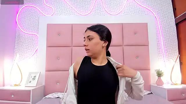 Annievalencia from StripChat