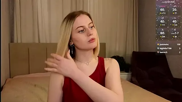 AnnisGrayer on StripChat 