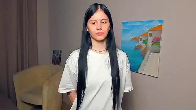 AnnisGreen from StripChat