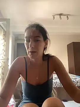 AnnnMary from StripChat
