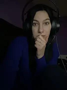 AnnnMary from StripChat
