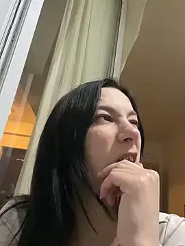 AnnnMary from StripChat