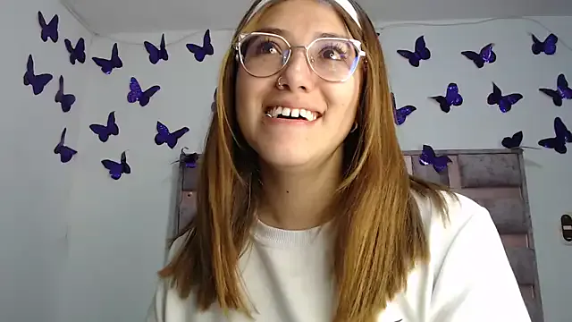 Anny-Fox on StripChat 