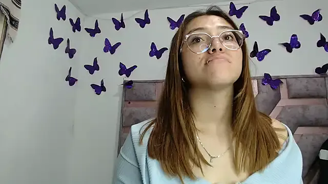 Anny-Fox on StripChat 