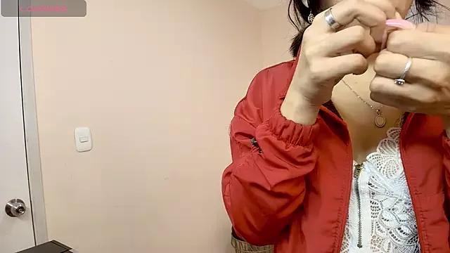 Try our streaming cams variety and talk on a personal level with our adorable girls streamers, showing off their bountiful shapes and dildos.
