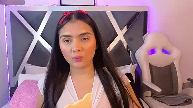 AnnyBianchi on StripChat 