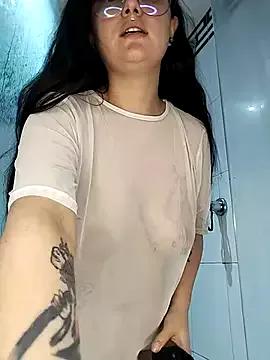 Annybonne from StripChat