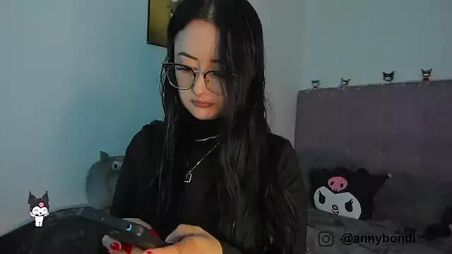 Annybonne from StripChat